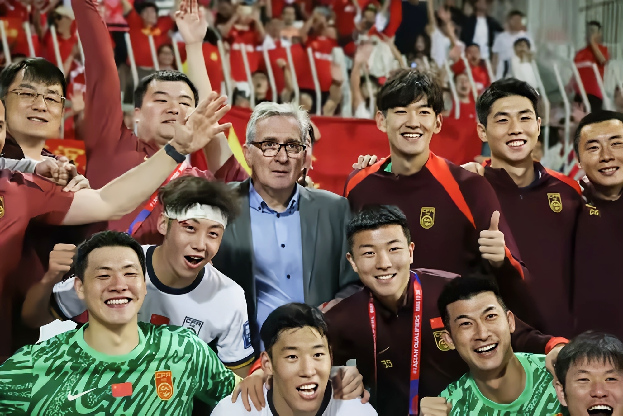 爱游戏游戏平台-关于C9观众热烈欢呼！，Ming迎来二十赛季出色发挥气势如虹延续的信息