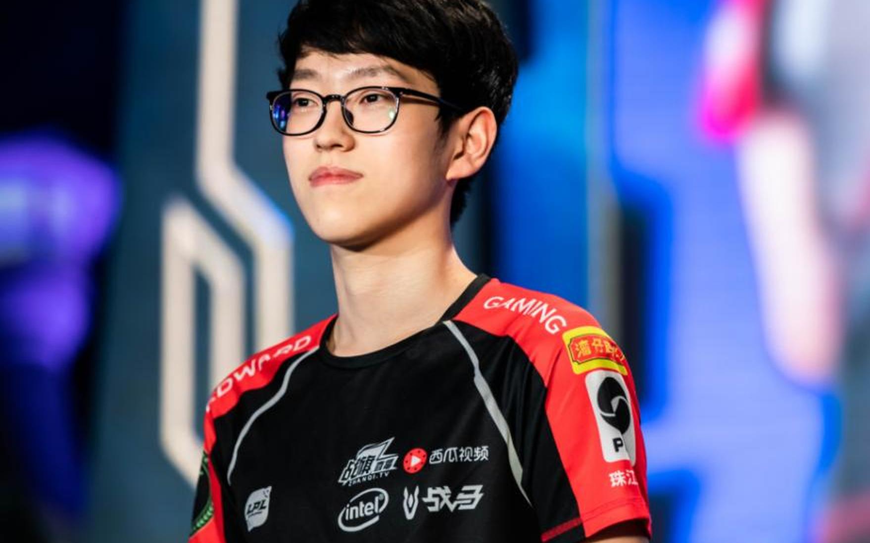 爱游戏官网-scout给谁当过替补