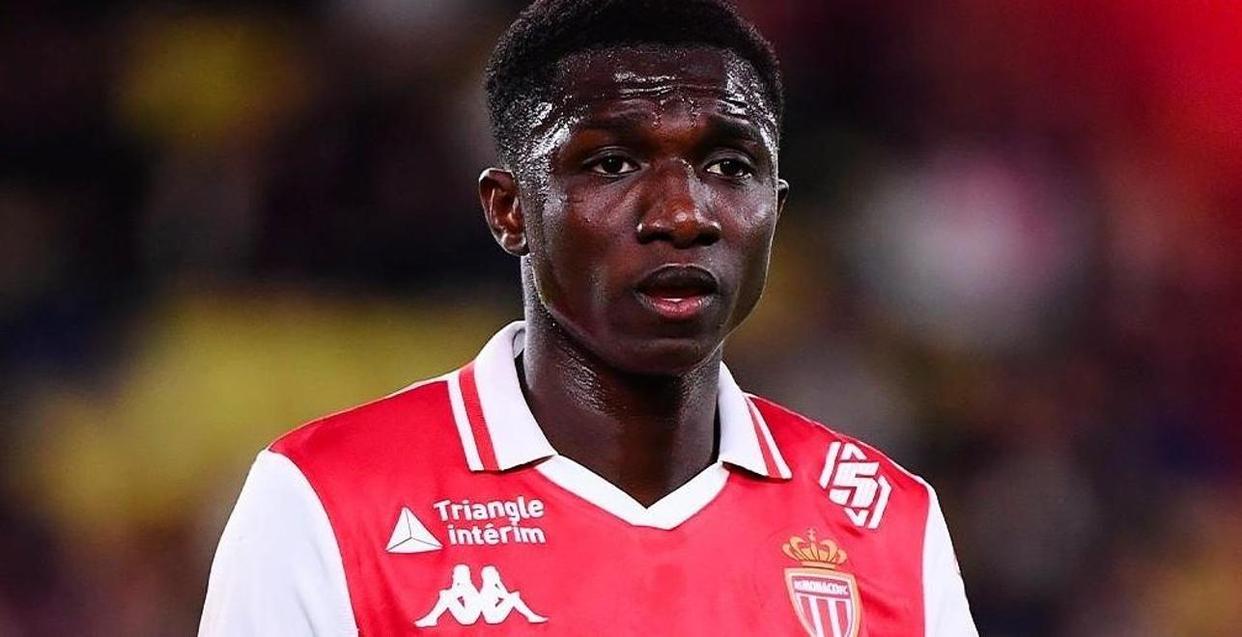 爱游戏注册-费耶诺德发布备战花絮；清晨单刀错失；法甲任务艰巨；赛季目标并未改变(威金斯离队真实原因)