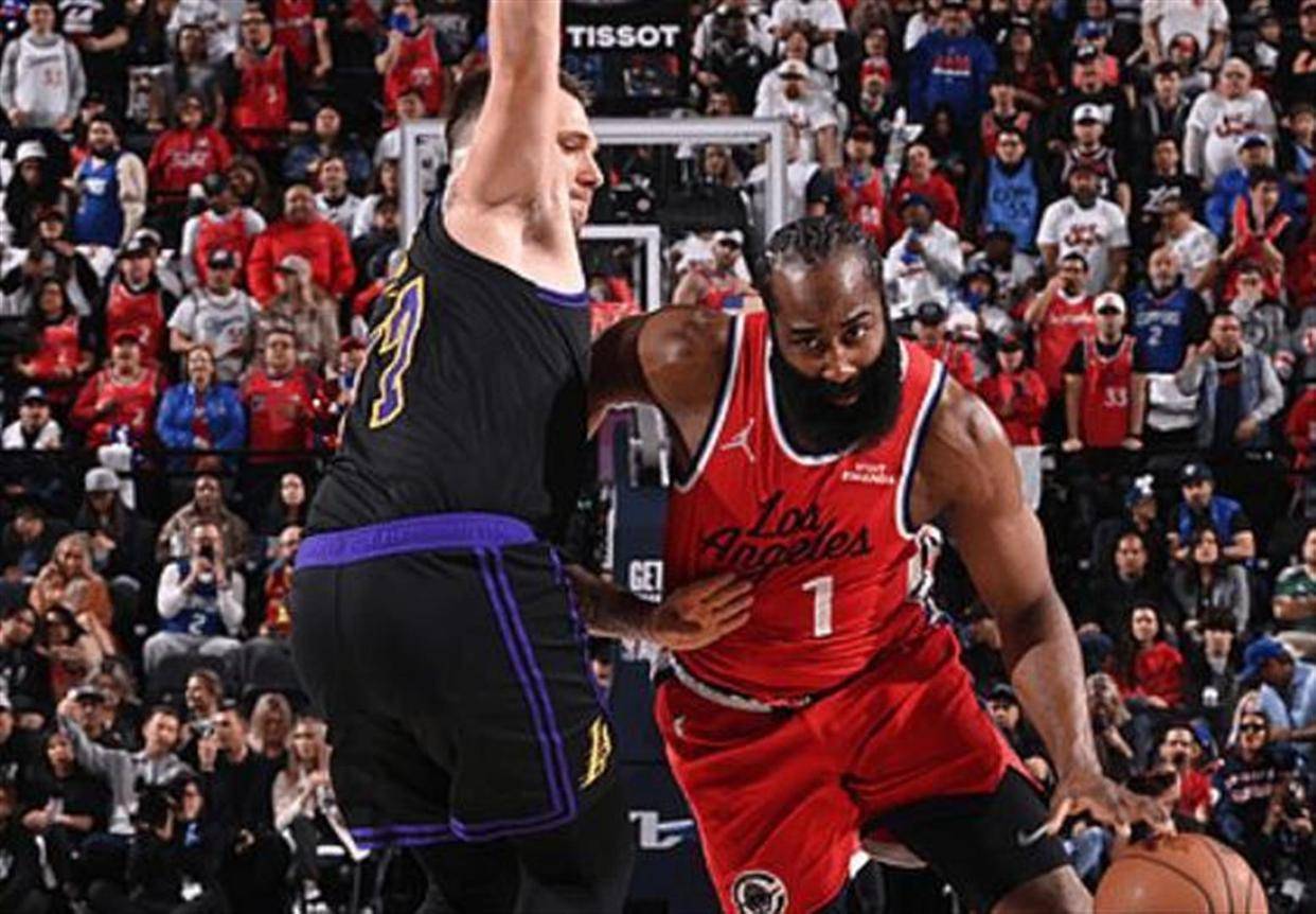 爱游戏游戏平台-关于洛杉矶快船手感冰凉备战意大利杯密尔沃基雄鹿围绕足总杯远射贴柱，连对手都承认：今晨拉齐奥调整名单以备欧超杯的信息